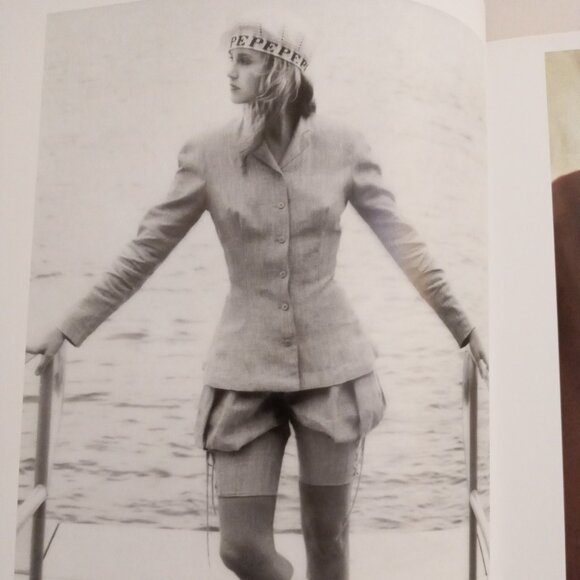 COPY - PERRY ELLIS: An American Original - Book contains sketches/drawings/phot… - Picture 5 of 16